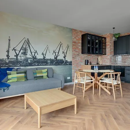 Doki 136 By Grand * Gdańsk